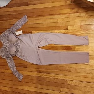 Blashe jumper blush color size small NWT